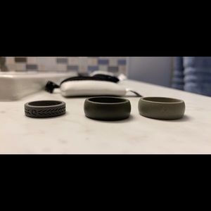 Qalo Silicone Wedding Bands